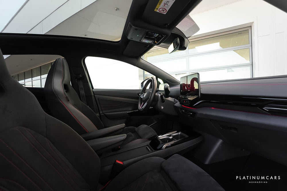 Volkswagen ID.4 GTX Comfort Plus / Sport / Design / Pano / Spec