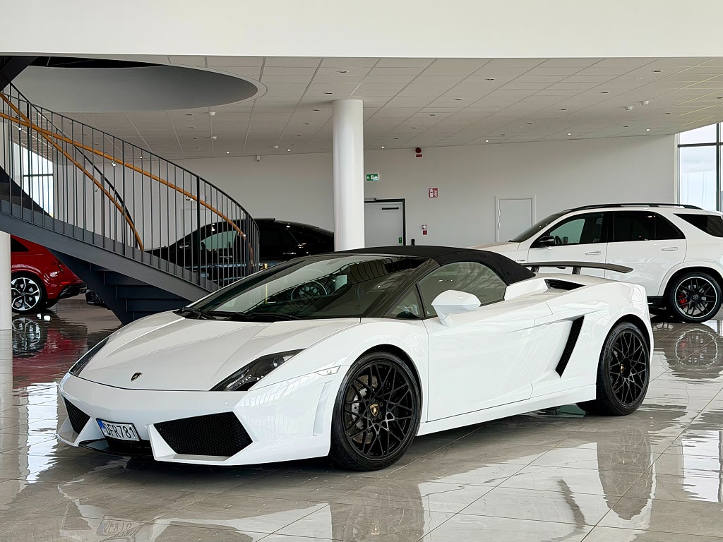 Lamborghini Gallardo LP 560-4 Spyder E-Gear 560hk / Navi / Lift / Backkamera