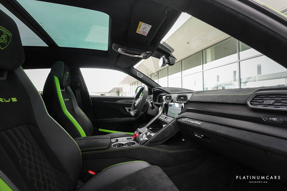 Lamborghini Urus Performante 666hk / AKRA / Full kolfiber