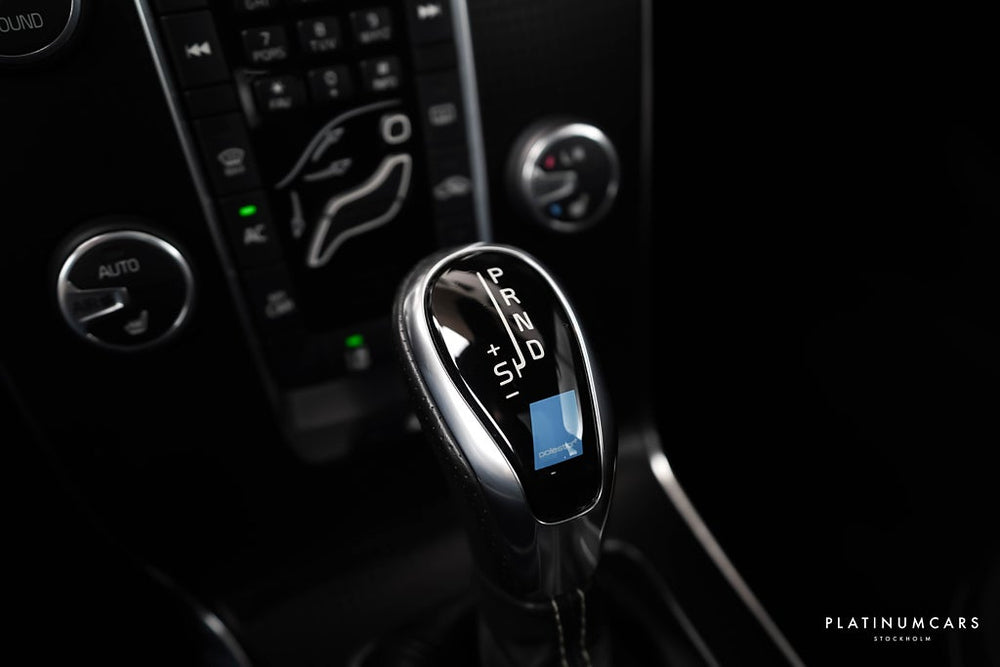 Volvo V40 D4 R-Design Polestar / Sv.Såld / Värmare / Pano