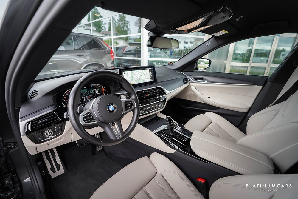 BMW 520d Touring M Sport 190hk / Sv.såld / Drag / LEASEBAR