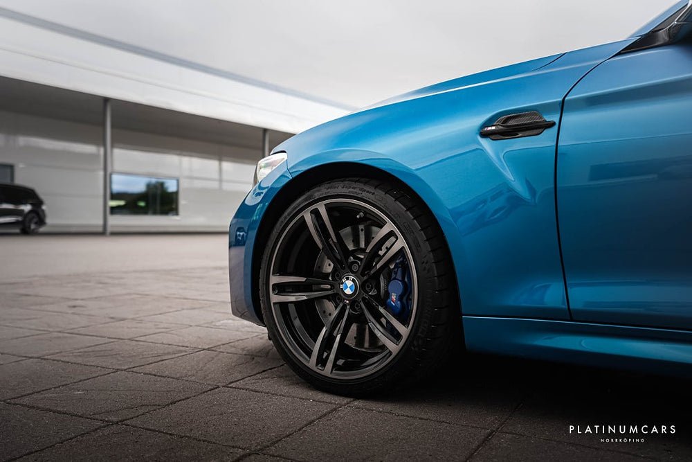 BMW M2 DCT 370hk / Sv.såld / Taklucka / H&K / Kolfiber