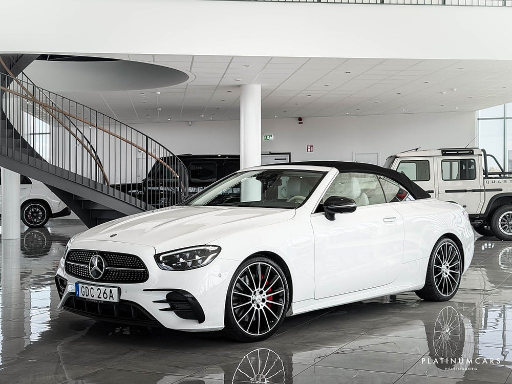 Mercedes-Benz E 300 Cab AMG 258hk / Night / Sv.såld / Massage