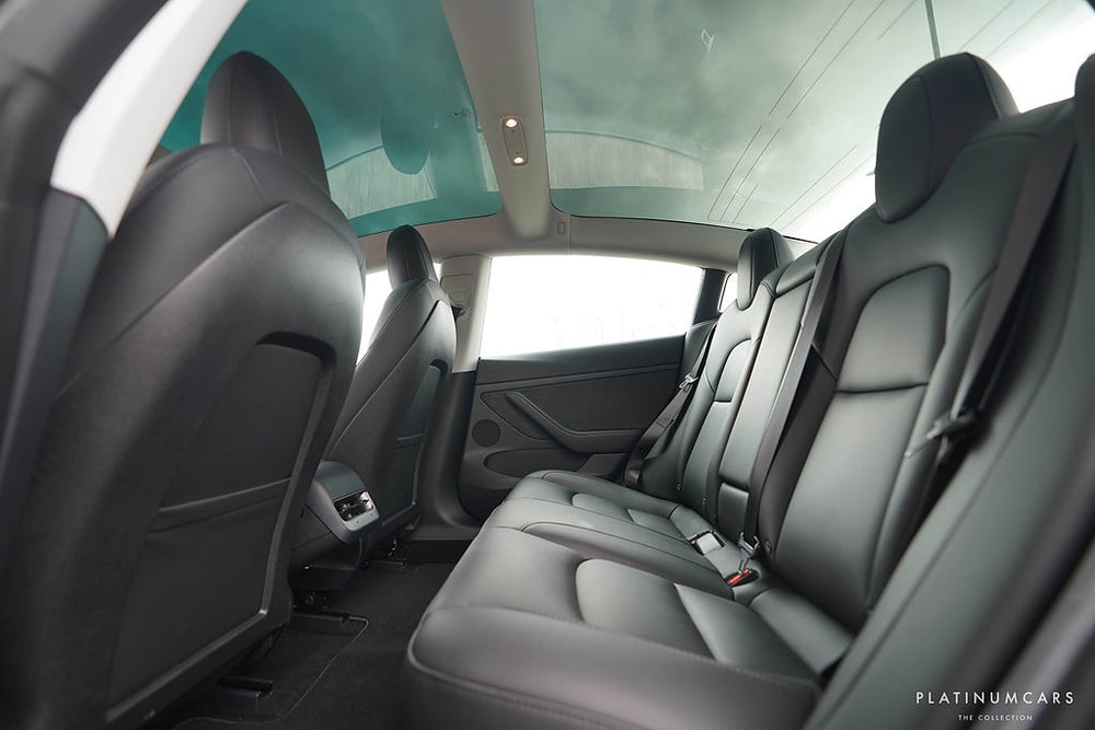 Tesla Model 3 Standard Range 2023 / LEASEBAR