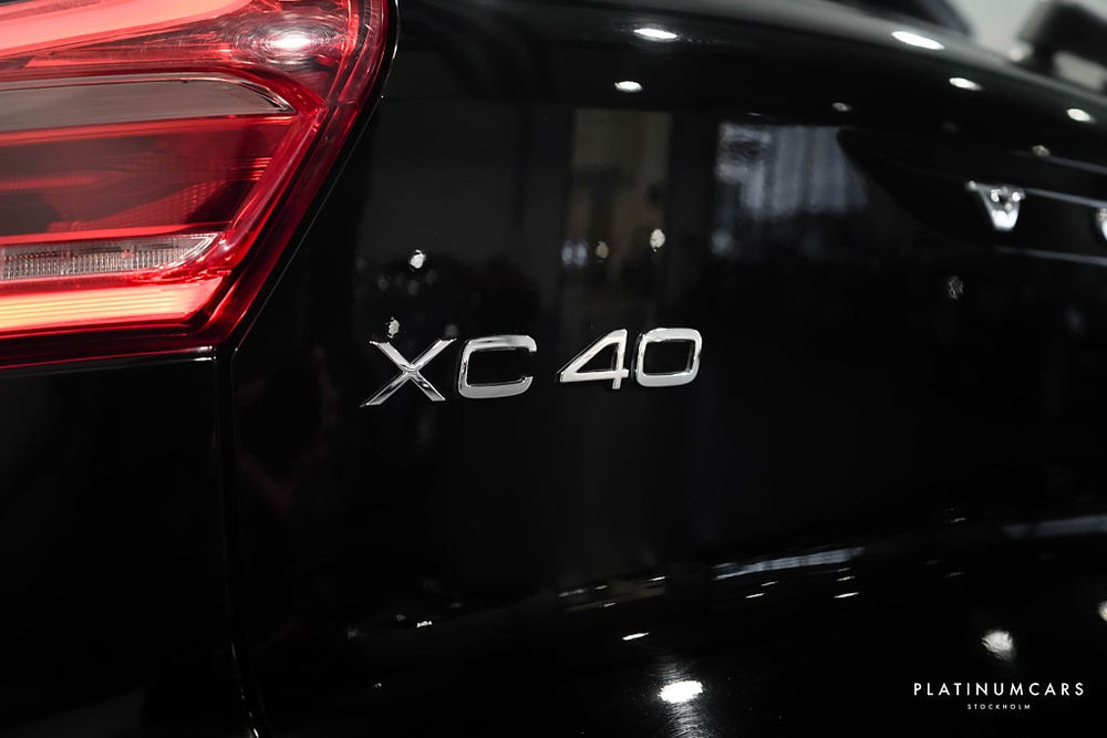 Volvo XC40 Recharge T5 Inscription / LEASEBAR / Värmare / Dragkrok