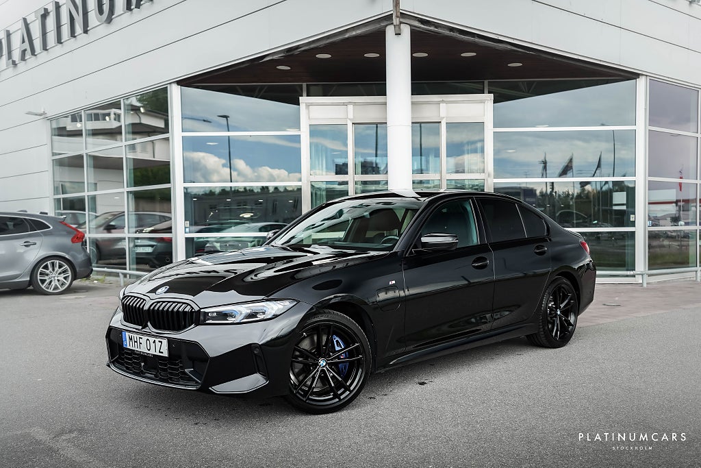 BMW 330e xDrive Sedan M Sport 292hk 2024 / LEASEBAR / Kolfiber