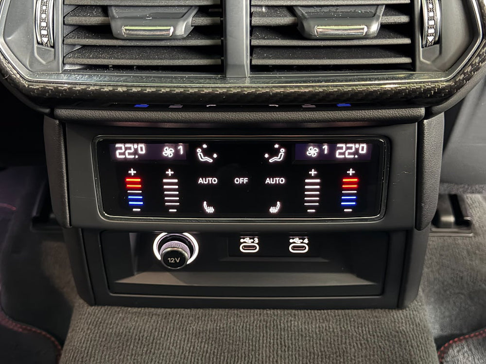 Lamborghini Urus S 666hk 2024 / Sv.såld / Style / Dark / B&O