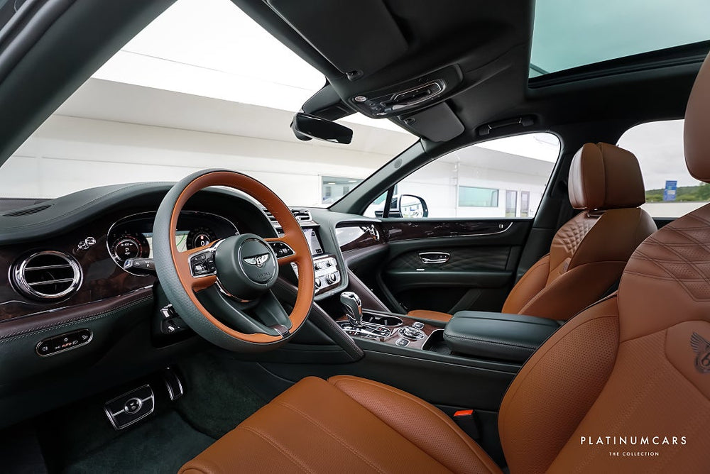 Bentley Bentayga EWB Mulliner V8 549hk / Touring / Airline / SE SPEC