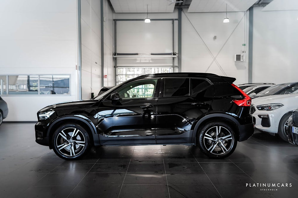 Volvo XC40 T5 Recharge R-Design / LEASEBAR / Värmare / Dragkrok