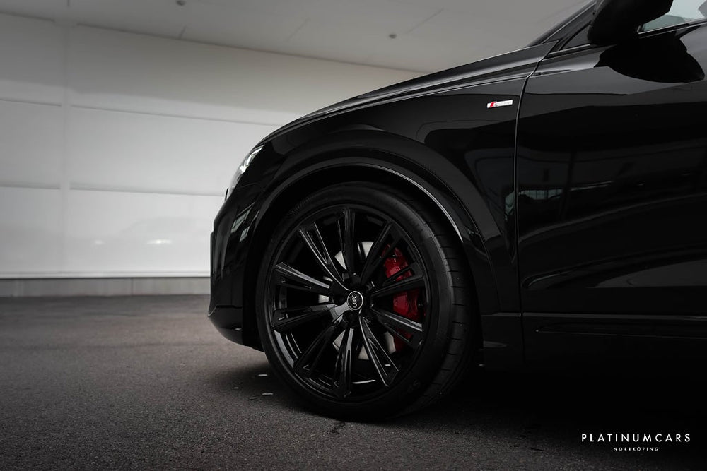 Audi Q8 60 TFSI e Q 490hk 2025 / Sv.såld / Selection / SPEC