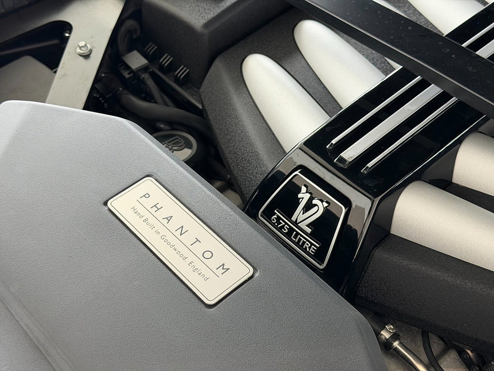 Rolls-Royce Phantom  V12 571hk Extended Wheelbase / MANSORY / Carbon