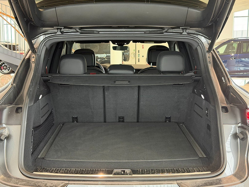 Porsche Cayenne S E-Hybrid 520hk / SportDesign / BOSE / Pano / Drag / HUD