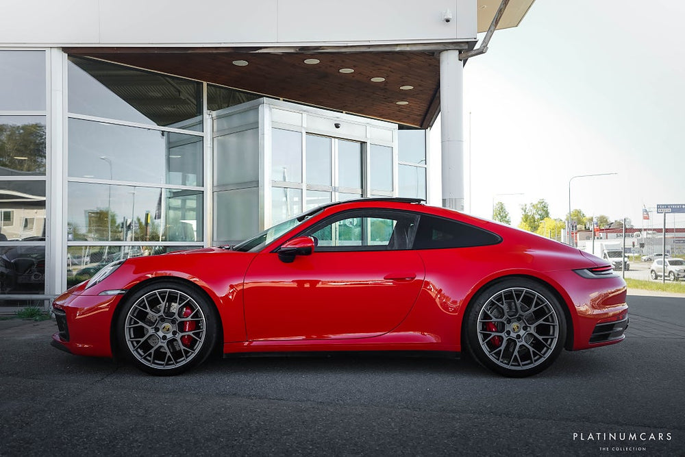 Porsche 911 992 Carrera 4S PDK 450hk / PDCC / Matrix / 18-vägs