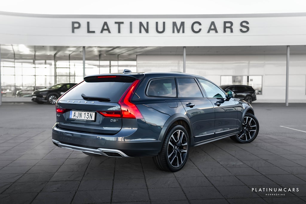 Volvo V90 Cross Country D5 AWD Advanced 235hk / Pano / H&K / 360 / VOC