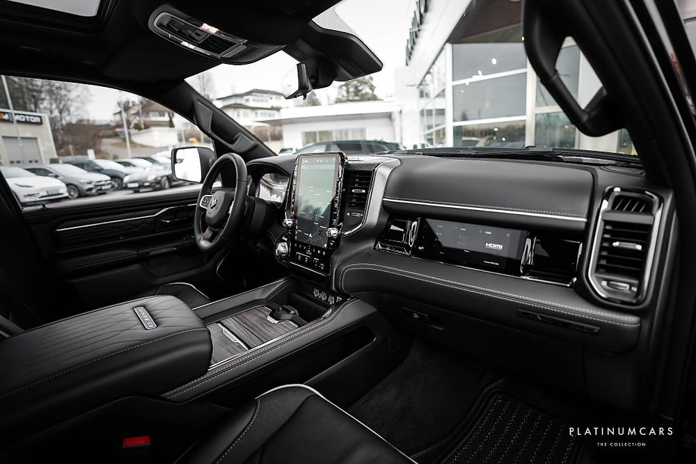 RAM 1500 Limited Rambox Night 2025 / OMG LEV /LEASEBAR