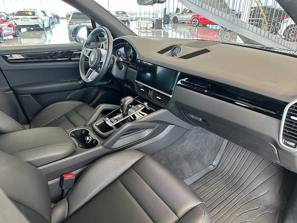 Porsche Cayenne E-Hybrid 462hk / Navi / Luftfjädring / Pano / Chrono