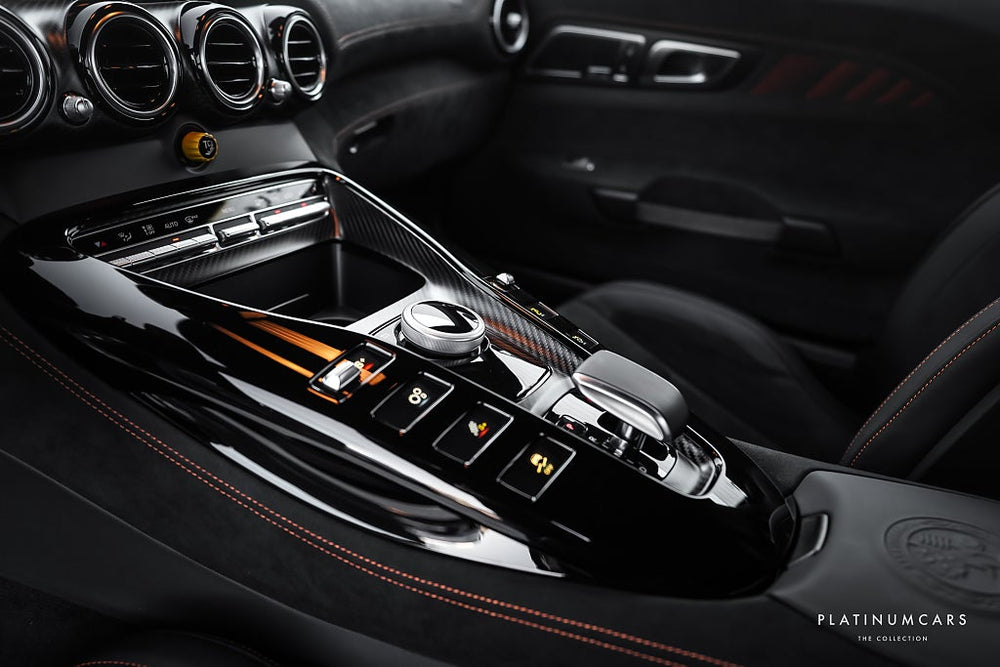 Mercedes-Benz AMG GT BLACK SERIES 730HK / Carbon / Sv.såld