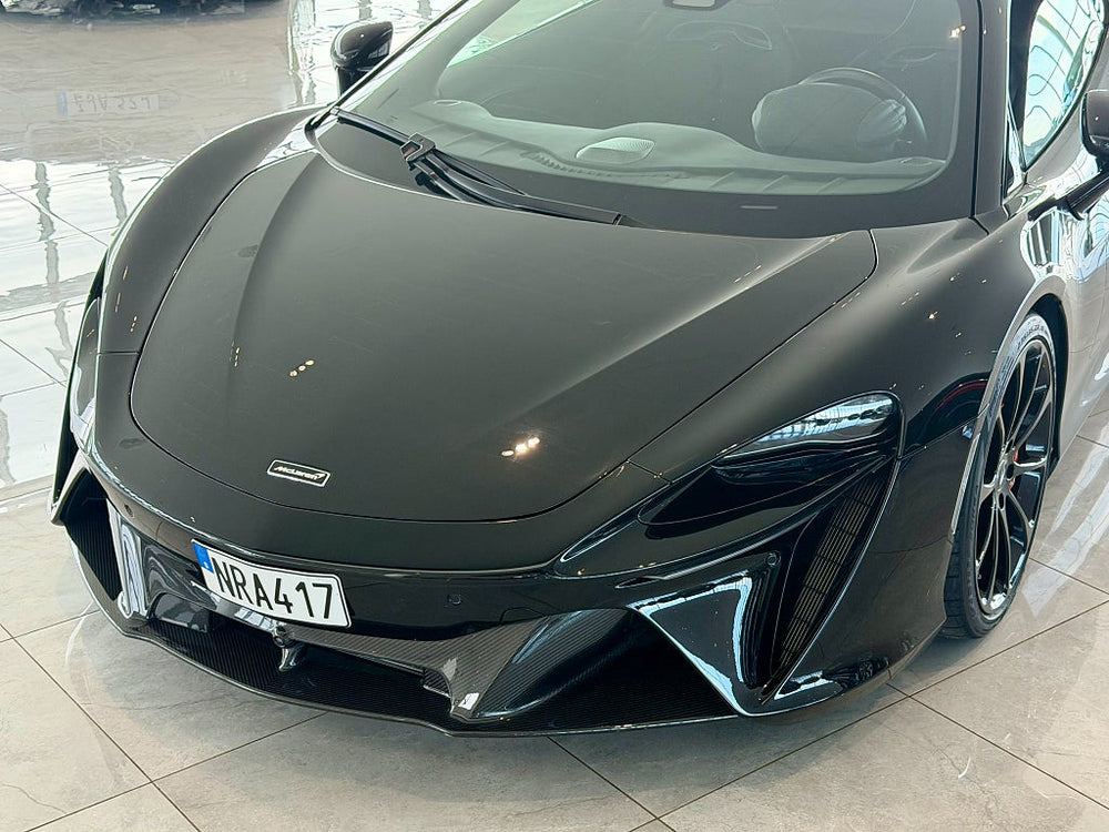 McLaren Artura Performance 700hk / MSO / NOVITEC / Full CARBON / B&W