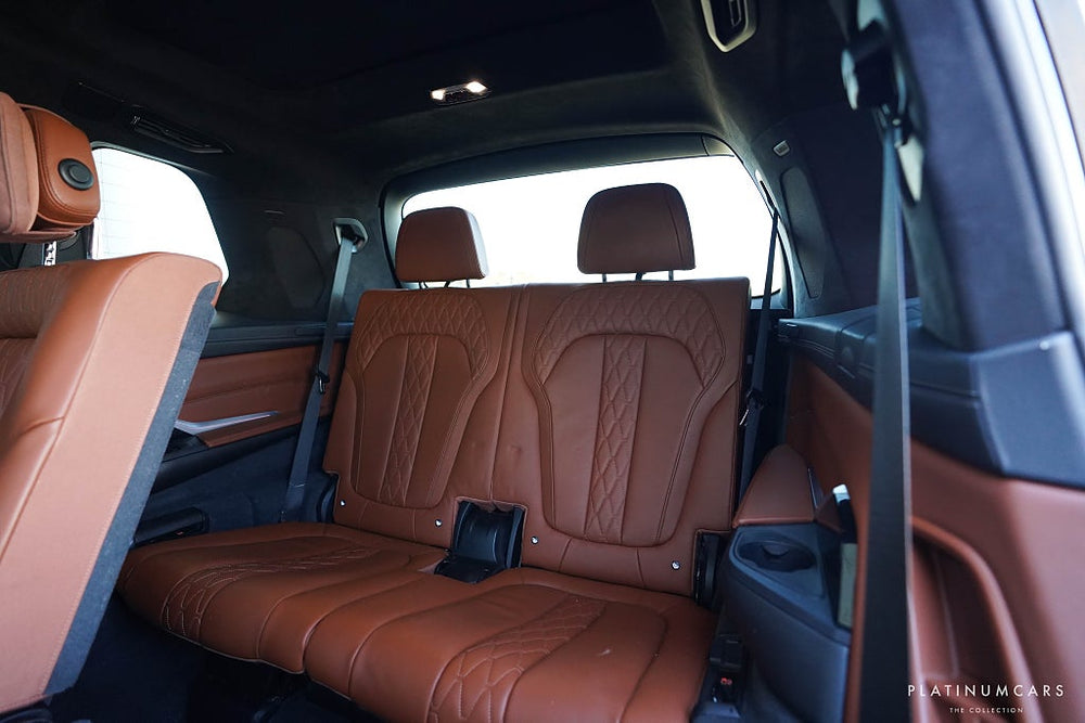 BMW X7 xDrive30d M Sport / Individual / B&W / Sky Lounge