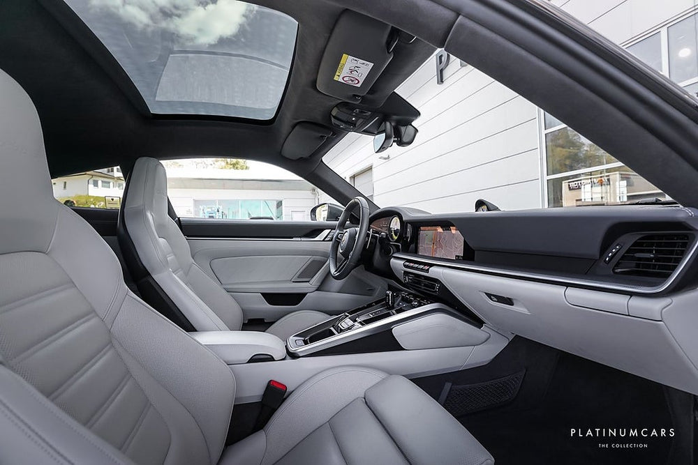 Porsche 911 Turbo S 650hk / SportDesign / Carbon / SE SPEC!