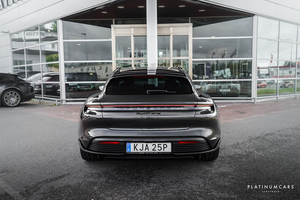Porsche Taycan GTS Sport Turismo / SportDesign Carbon / Sv.Såld