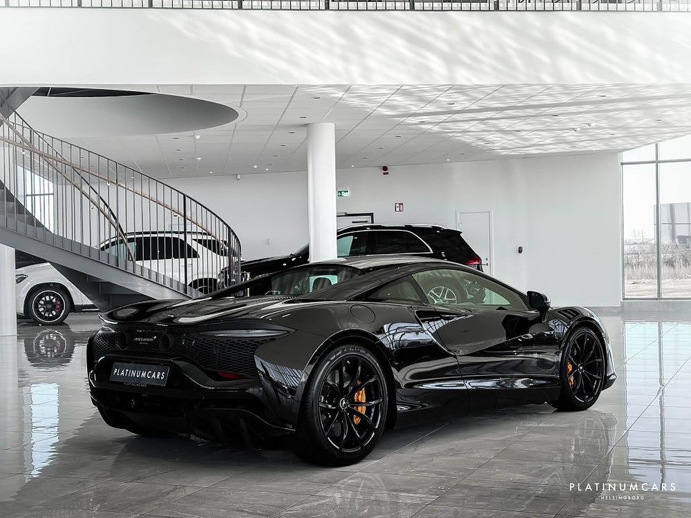 McLaren Artura 680hk / Sv.såld / Technology / B&W / Låga mil