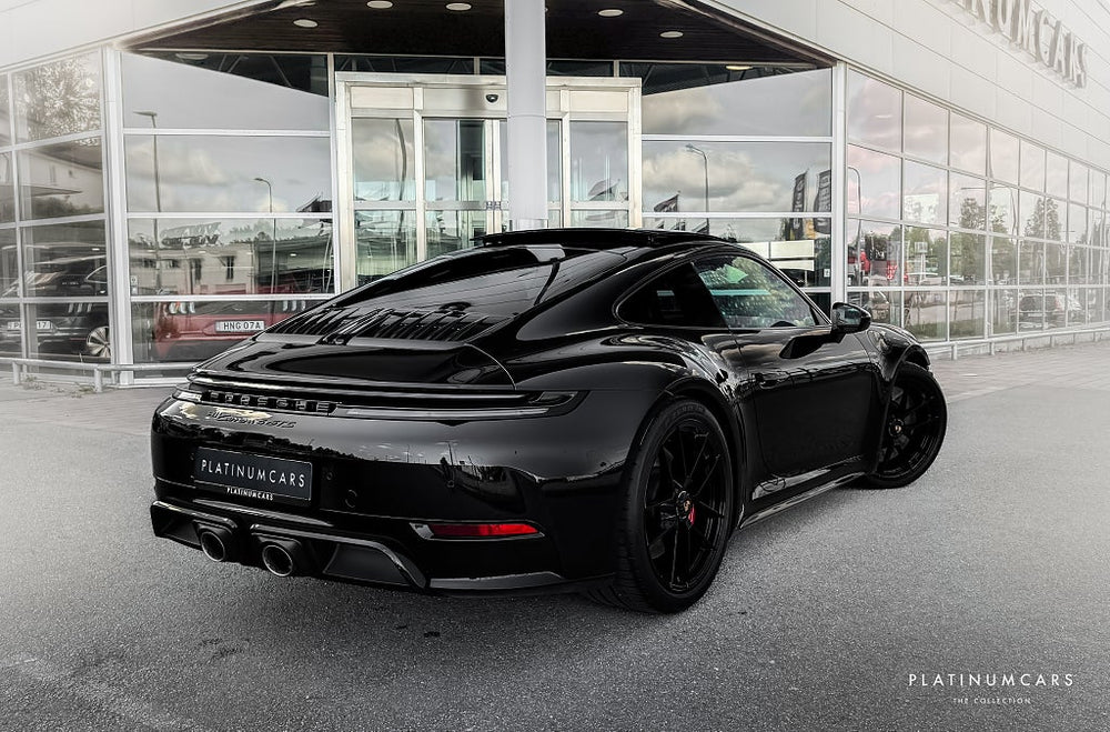 Porsche 911 992.2 Carrera 4 GTS 540hk / Matrix / Titan / Kolfiber