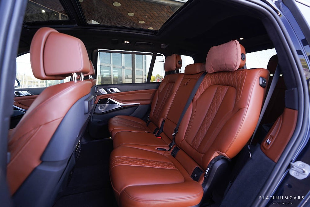 BMW X7 xDrive30d M Sport / Individual / B&W / Sky Lounge