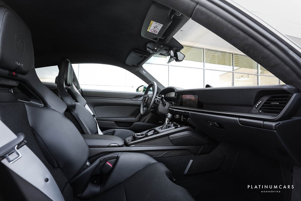 Porsche 911 992 GT3 Touring PDK 510hk 2026 / 100 mil / Sv.såld