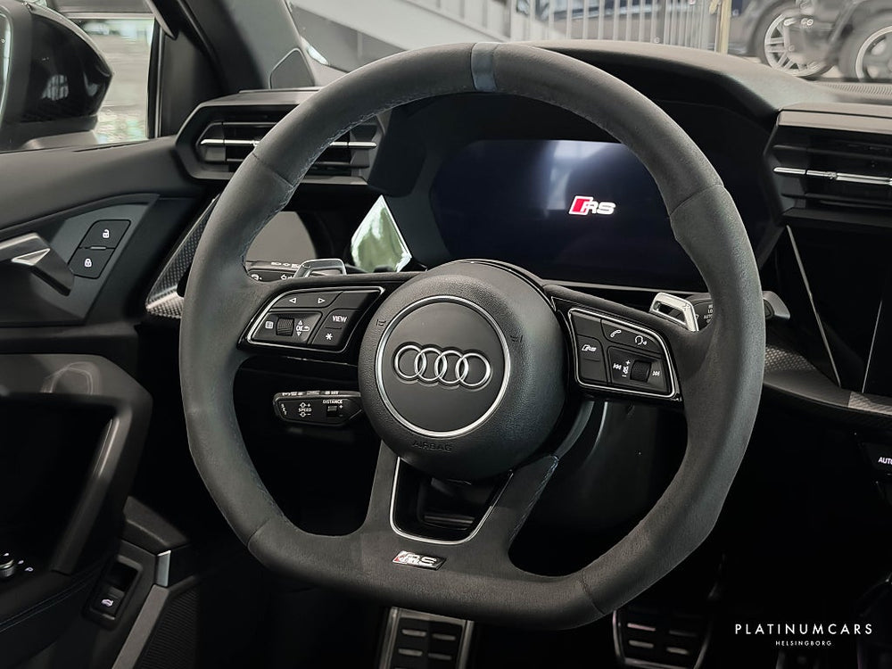 Audi RS3 Performance EDT Sedan 407hk / 1 av 300 / Sv.såld / SPEC