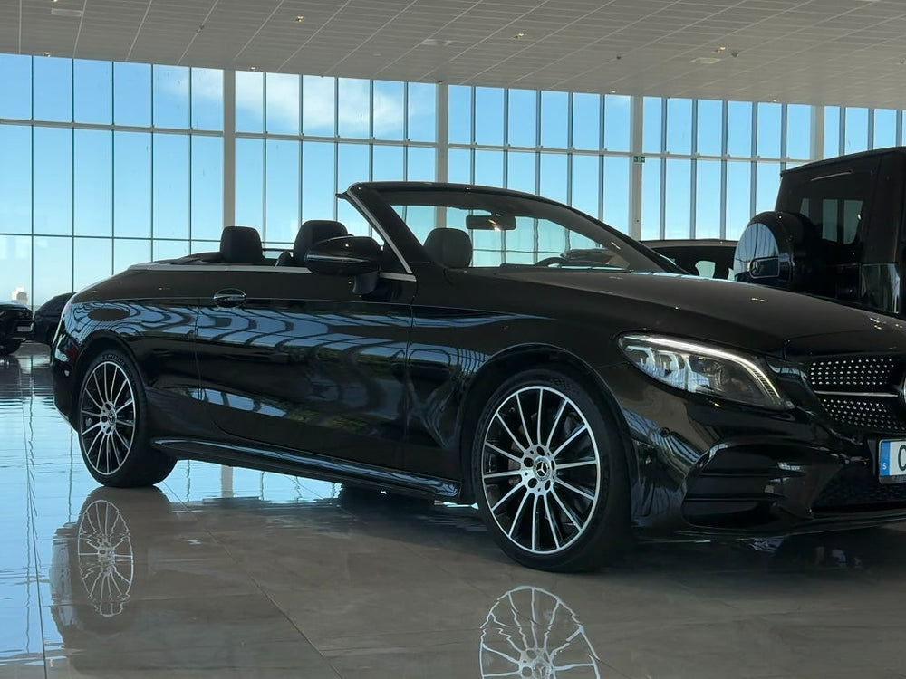 Mercedes-Benz C 300 AMG Cabriolet 258hk / Burmester / 360° / Navigation