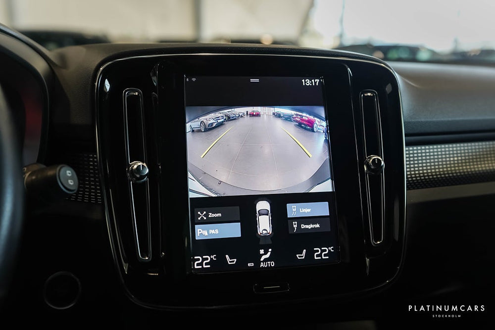 Volvo XC40 T5 Recharge R-Design / LEASEBAR / Värmare / Dragkrok