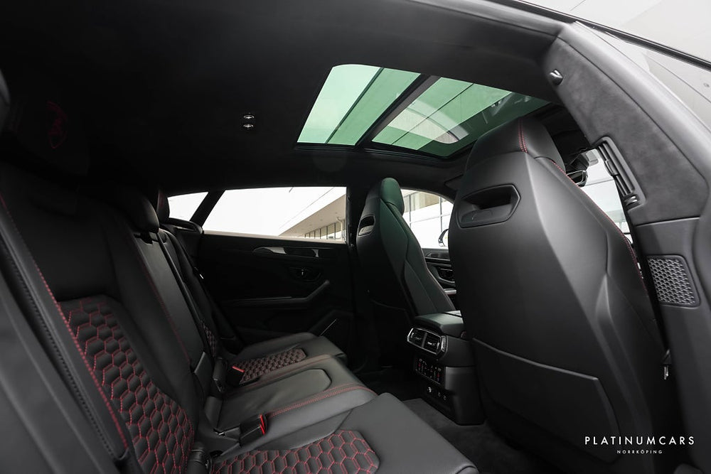 Lamborghini Urus S 666hk 2024 / Sv.såld / Style / Dark / B&O