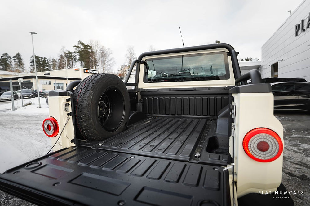 INEOS GRENADIER Quartermaster 3.0 4x4 286hk Pickup / LEASEBAR