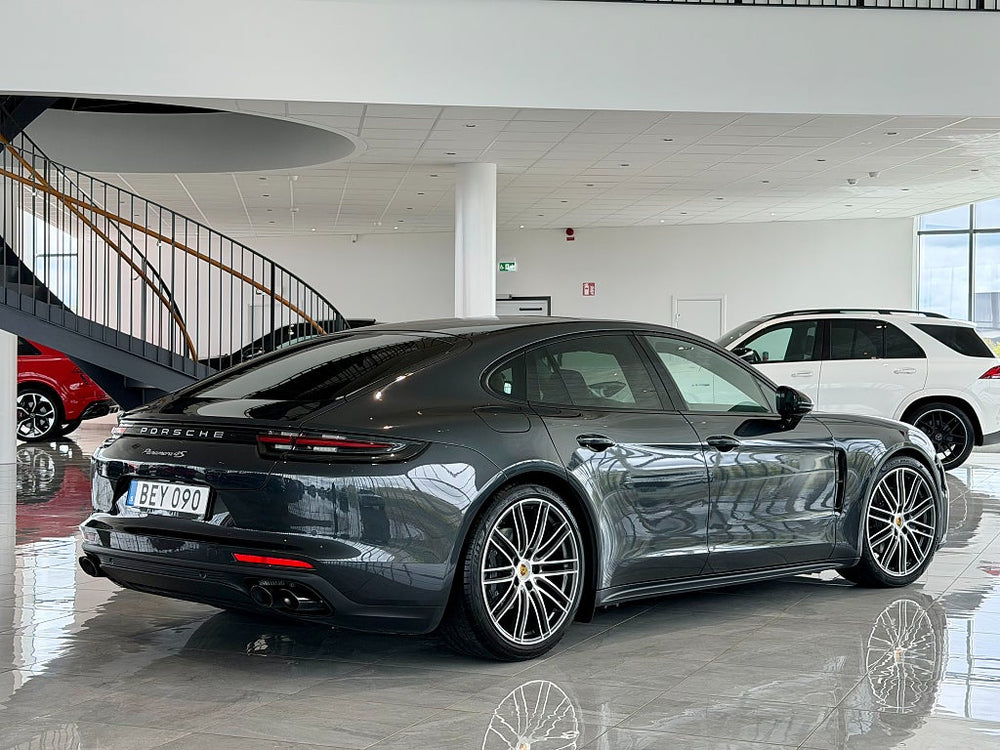 Porsche Panamera 4S PDK 440hk / PASM / Sport Chrono / PDLS / Navi / BOSE