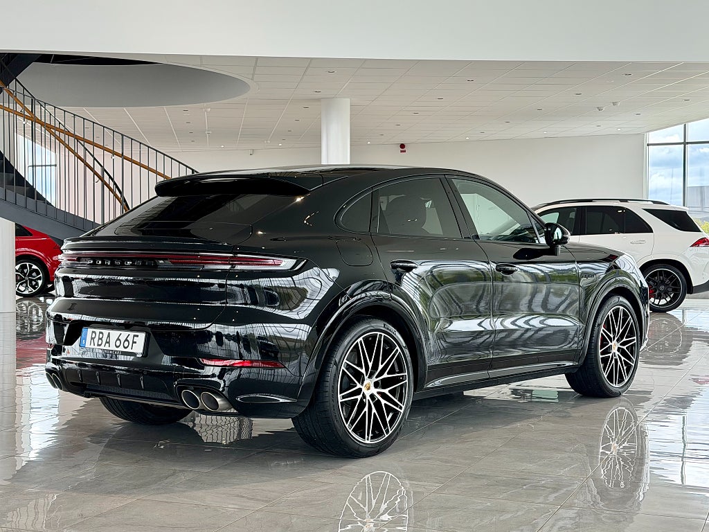 Porsche Cayenne S E-Hybrid Coupé 520hk / SportDesign / Luft / Burmester