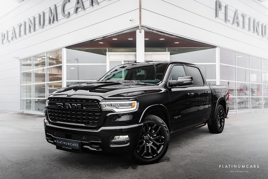 RAM 1500 Limited Rambox Night 2025 / OMG LEV /LEASEBAR