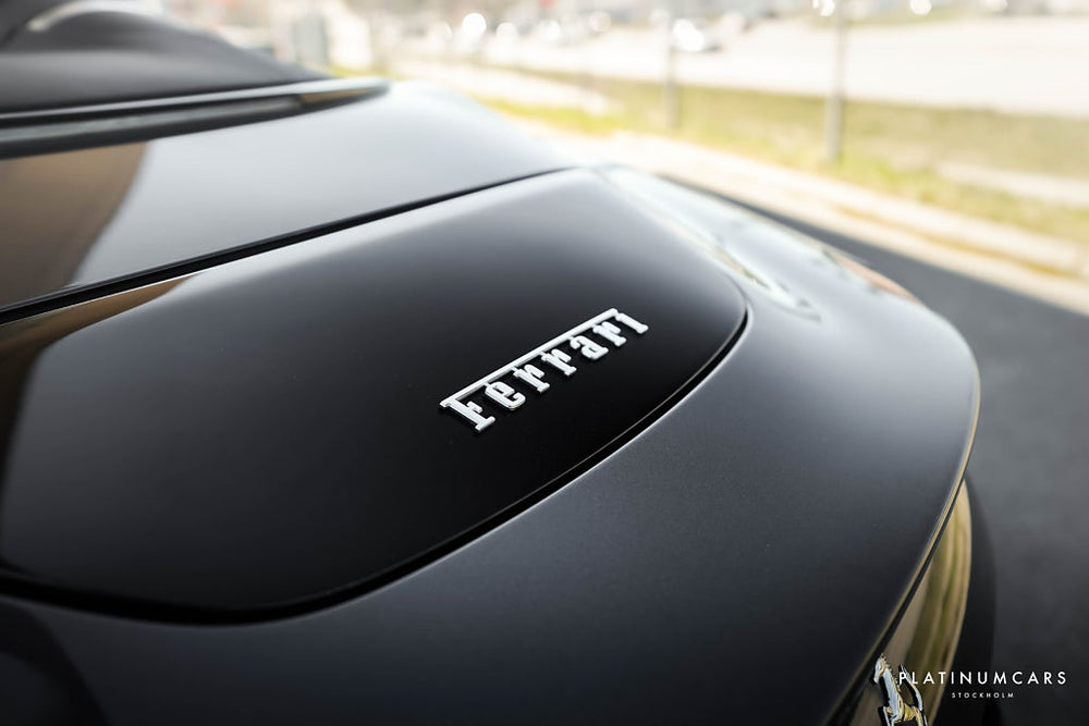 Ferrari Roma Spider 620hk / Carbon / LEASEBAR
