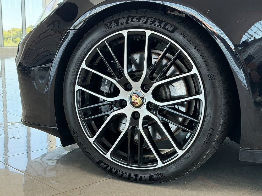 Porsche Panamera GTS Sport Turismo PDK 480hk / PDLS+ / Pano / Se Spec