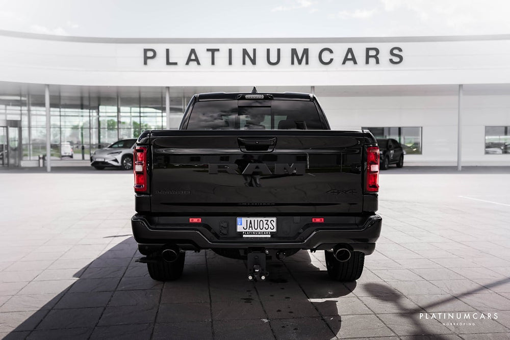 RAM 1500 Laramie Night Premium 2026 / NYA MOD/ LEASEBAR