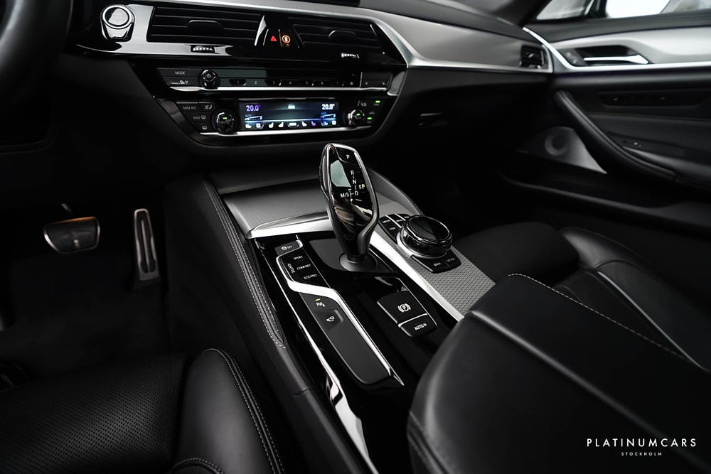 BMW M550I 530hk xDrive Sedan Ultimate Ed / Laser / B&W / Sv.Såld