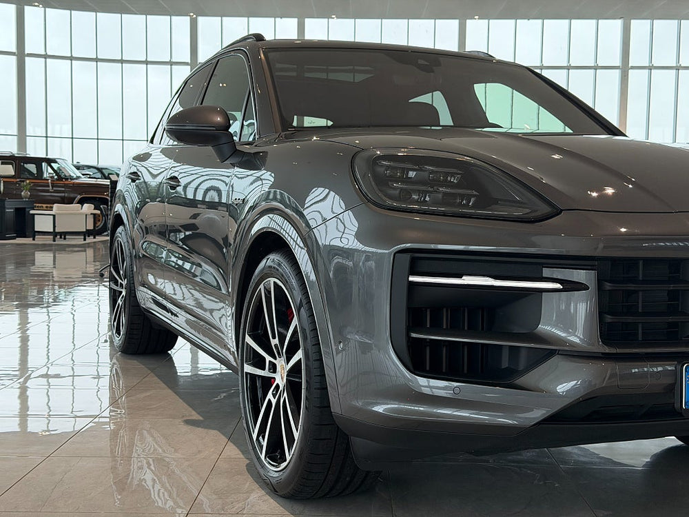 Porsche Cayenne S E-Hybrid 520hk / SportDesign / BOSE / Pano / Drag / HUD