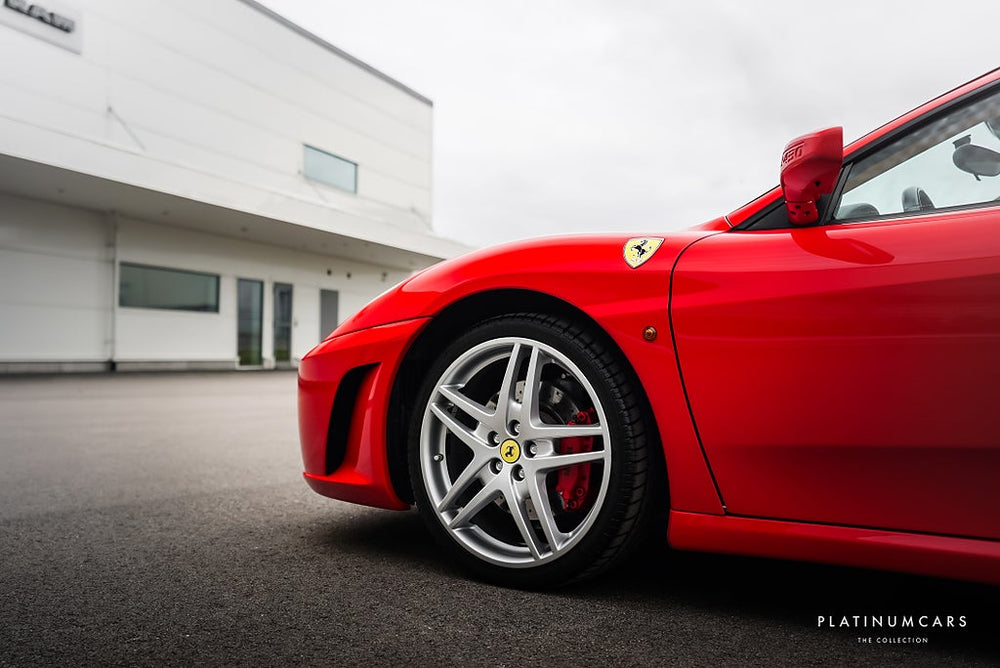 Ferrari 430 4.3 V8 490hk 2006 / Låga mil / Kolfiber