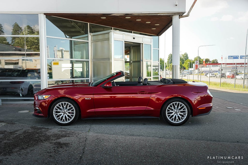 Ford Mustang GT Convertible 421hk / Sv.Såld / Shaker / Ruby Red