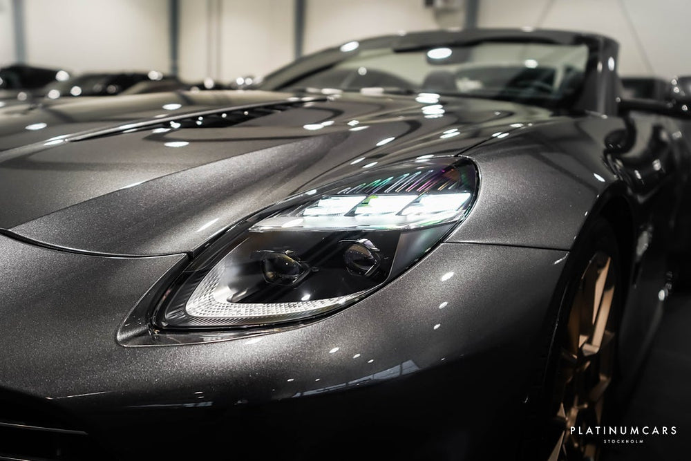 Aston Martin Vanquish Volante V12 835hk 2026