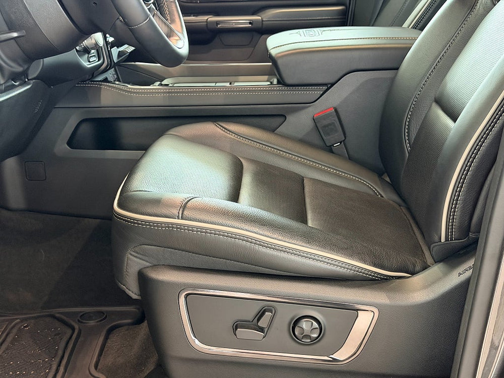 RAM 1500 Limited Night Edt Rambox Crew Cab / 5,7L V8 HEMI 401hk