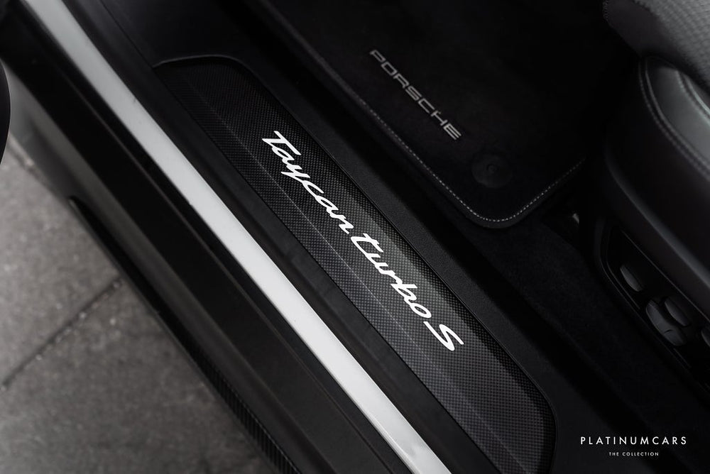 Porsche Taycan Turbo S Performance 761hk / Sv.såld / Carbon