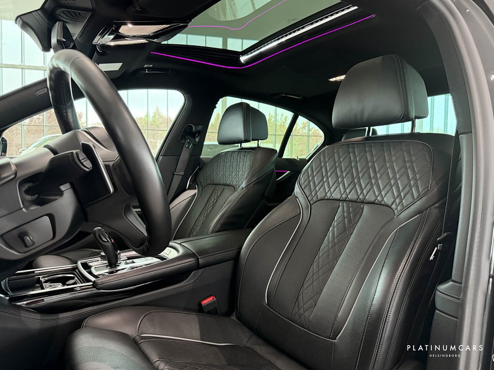 BMW 745e Steptronic M-Sport 394hk / Sv.såld / HUD / H&K