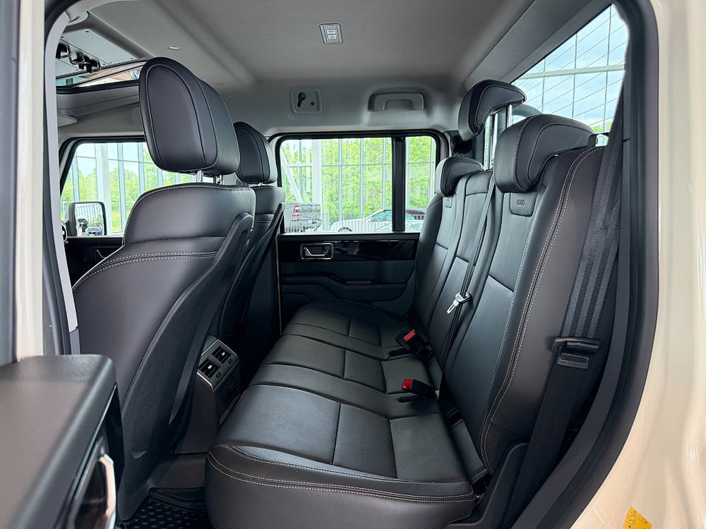 INEOS GRENADIER Quartermaster 3.0 4x4 286hk Pickup / LEASEBAR