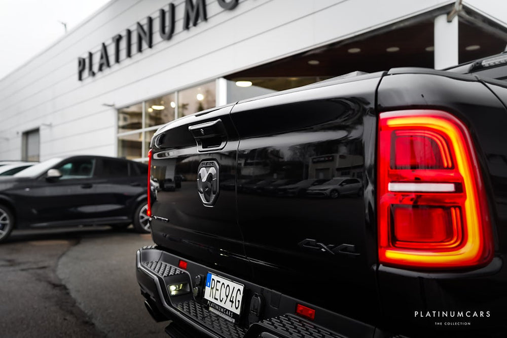 Dodge RAM Limited Rambox Tail /OMG LEV / NYBIL / LEASEBAR